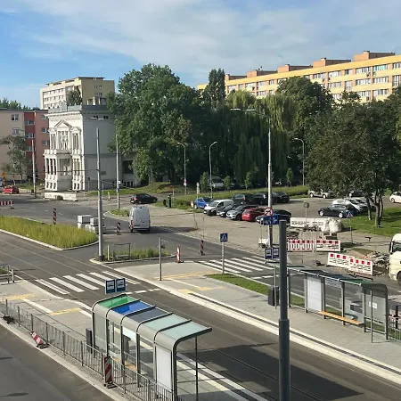 Vip Locum Hanza Apartamento *