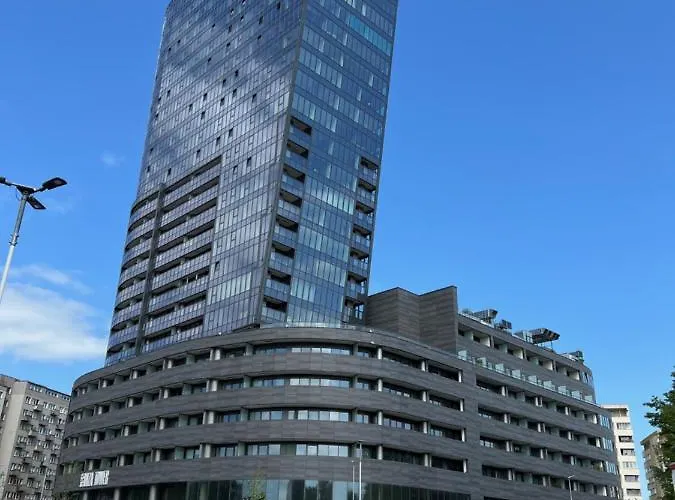 Апартаменты Vip Locum Hanza *